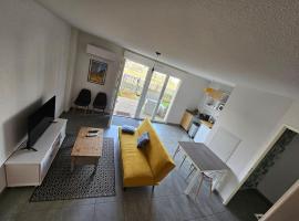 Appartement duplex Mimizan plage, дом для отпуска в городе Мимизан