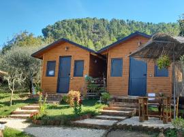 bujtina musta, cottage ở Berat