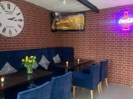MILITARY Guest Inn