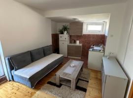 Kuća marinković, ξενοδοχείο σε Vlasenica