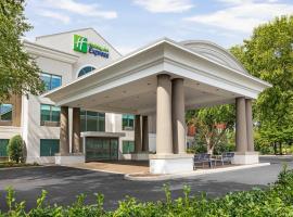 Holiday Inn Express Hotel & Suites Hagerstown by IHG, hotel in Hagerstown