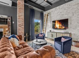 Luxury Loft - Downtown Tampa, Ybor, Armature, hotel i Tampa