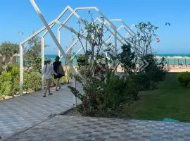 Fanadir bay resort