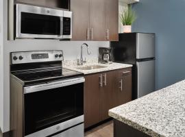 stayAPT Suites Suffolk-Chesapeake, hotel in Suffolk