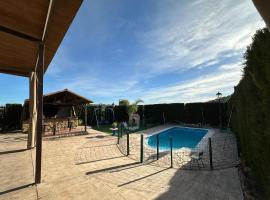 Dehesa Elías, hotel v destinaci Lucena
