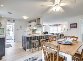 4 Mi to Beaches Pet-Friendly Berlin Home!, ξενοδοχείο σε Berlin