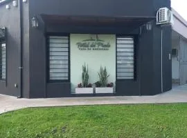 Casa moderna y amplia con patio y cochera techada