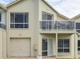 2 6 Germein Court Panayil BeachHouse ! Stunning Ocean Views!