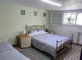 Chambre au calme, petit déjeuner inclus