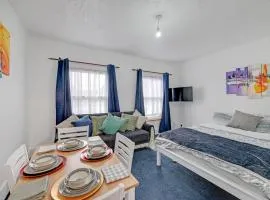 Cosy & Comfy Tottenham Apartment Sleeps 4