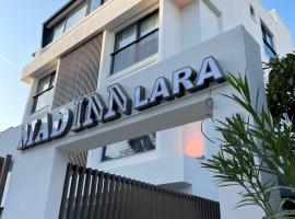 Mad İnn Lara, hotel a Antalya