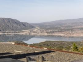 La Calma Ecolodge, hotel na praia em Las Heras