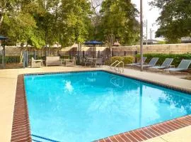 Courtyard by Marriott New Orleans Metairie