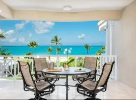 Great two-bedroom apartment in Grace Bay Beach
