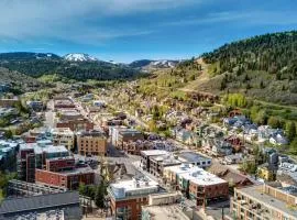 106 Blackstone Mountain Marvel! condo