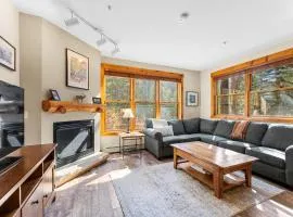 Trappers Crossing 8780 by Summit County Mountain Retreats