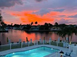 Aloha Apartments On the Intracoastal-Walk to the Beach