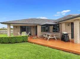 Magical Waipu - Central Family Holiday Home