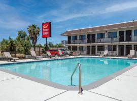 Econo Lodge Stockton near I-5 Fairgrounds, hotel di Stockton