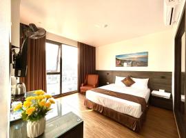 Minh Hằng 5 Hotel, hotel with hot tubs in Thanh Hóa