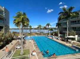 Flat na Beira do Lago