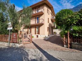 Casa Milani, hotel in Malcesine