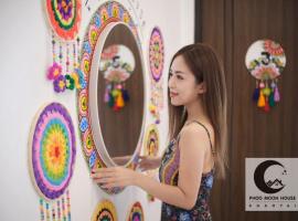 Phoo Moon House Khao Yai บ้านพัก ภู มูน เขาใหญ่, vila v destinaci Ban Bung Toei