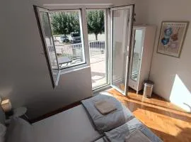 Oleas Stari Grad Hvar - Guest Rooms - 2 Min to Sea & Center