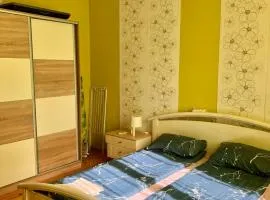 Serdika station, bright and cozy apartment