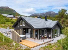 Moderne hytte på Fjellsætra med Jacuzzi