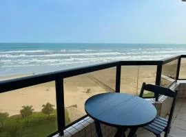 ALUGUEL TEMPORADA - Praia Grande - Pé na areia