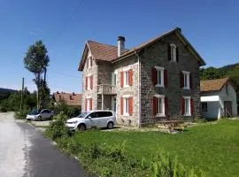 Gites les Granites avec balcon