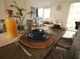 FT6 Aldgate Apartments