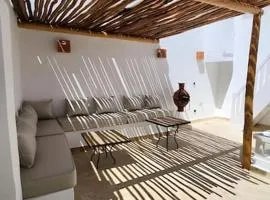 Dar Sultan Riad rénové coeur médina et proche plage