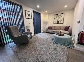 Aldgate Apartments FT5