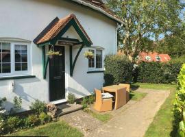 Beautiful Cosy Cottage in Aberporth, hotel di Aberporth