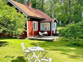 Three-Bedroom Holiday Home In Hultsfred