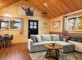 Adventure Cabin, Sapphire Mining, Walk To Downtown, hotel en Philipsburg