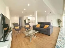 Moderno y lujoso apartamento CASTELAR