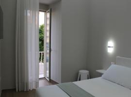 Lory Sweet Rooms, hotel a Licata
