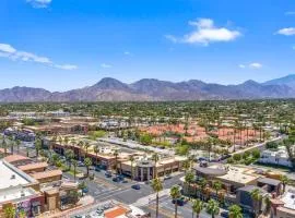 Chic Condo W- Pool 1 Block To El Paseo