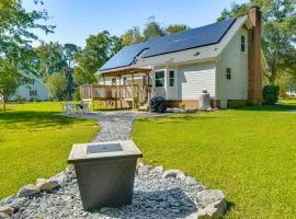 15 Mi to Raleigh Pet-Friendly Home with Fire Pit!