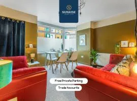 LAW 2 - has 3 rooms, 5 Beds, 1 Bathroom, Free Parking, WiFi, Contractors, Tourists, Relocation, Business, Travellers, Central - Long Stays, INVOICE and REDUCED PRICE are only via SUNRISE SHORT LETS Dundee