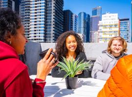 Mad Monkey Melbourne, hostal en Melbourne