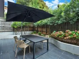 Canopy - Boutique Elwood Luxury with parking