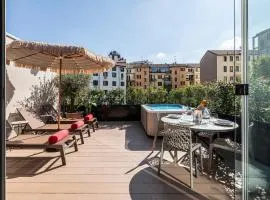 Modigliani Terrace Jacuzzi Golden House