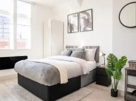 Luxury Studio Apartment in Sutton, London