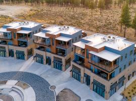 The Aerie Suites by AvantStay Modern Comfort with Mountain Views, poceni hotel v mestu Bend