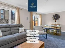 L2 - Stunning 4 Bed House with 6 Beds and 3 bathrooms, TVs in each room, Free Parking, Fully Equipped, Local Amenities, Easy Ring Road Access, Special Rates, INVOICE and REDUCED PRICE only via SUNRISE SHORT LETS Dundee
