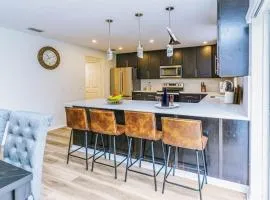 4-Bed 3 5-Bath Getaway Newly Remodeled